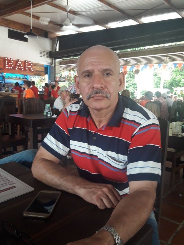 &nbsp;Alejandro S.